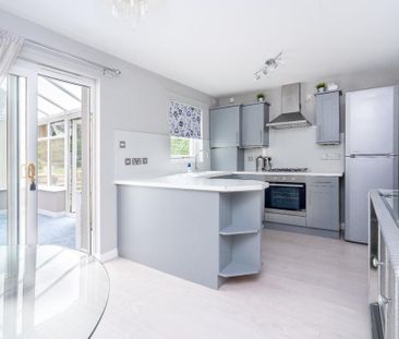 3 bedroom detached house to rent - Photo 3