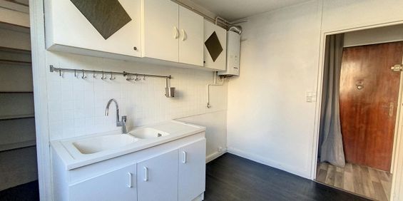 Villeurbanne : Agréable T2 de 42 m²en rez-de-chaussée - Photo 3