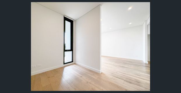 1 Bedroom + Study- Near New apartment in Park Sydney in Erskineville - Photo 1