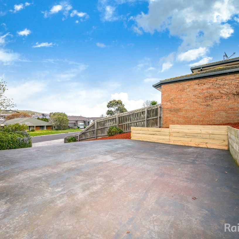 28 Backhaus Avenue, Sunbury, VIC 3429 - Photo 1