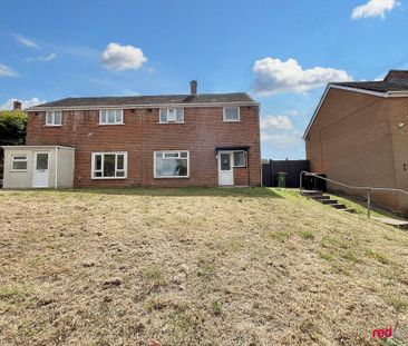 3 bedroom semi-detached house to rent - Photo 2