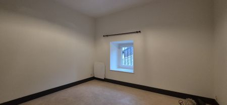 Location Appartement 3 pièces 58m² ST LEONARD DE NOBLAT 87400 - Photo 2