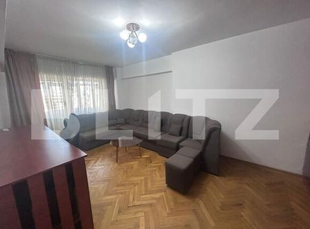 Apartament cu 3 camere, decomandat, centru-Universitate - Photo 5