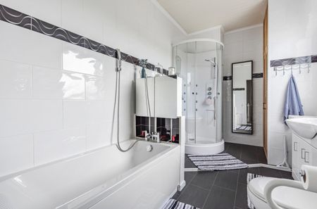 3 bed Semi-Detached House for Rent - Photo 5