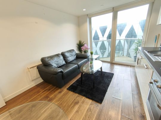 2 Bed Flat, Media City Uk, M50 - Photo 1