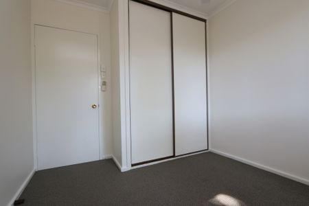 1 Forscutt Place - Photo 3