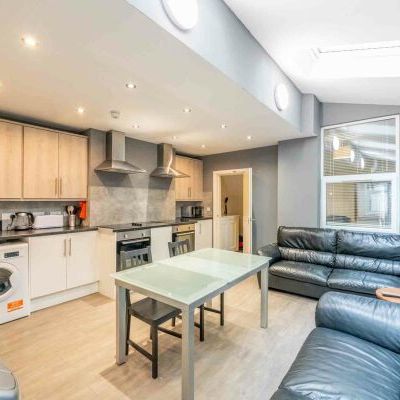 16 Claremont Terrace - Photo 1