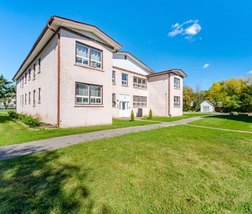 For Lease - 1047 Churchill Avenue Unit# 1, Oakville, Ontario - Photo 5