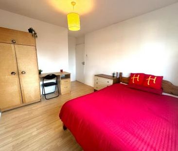 4 Bed Student Home - 60 Kemsing Gardens - Photo 2