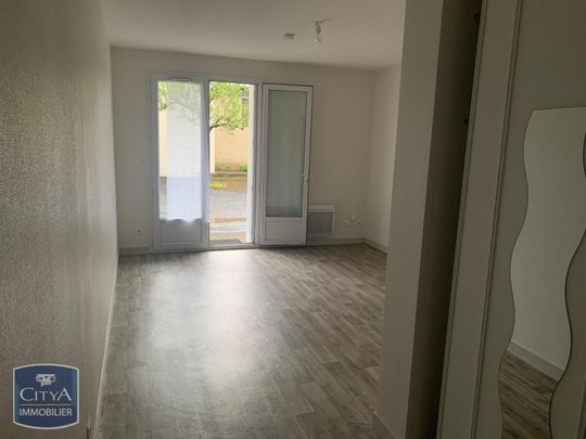 Location Appartement 1 pièce 21m² POITIERS 86000 - Photo 1