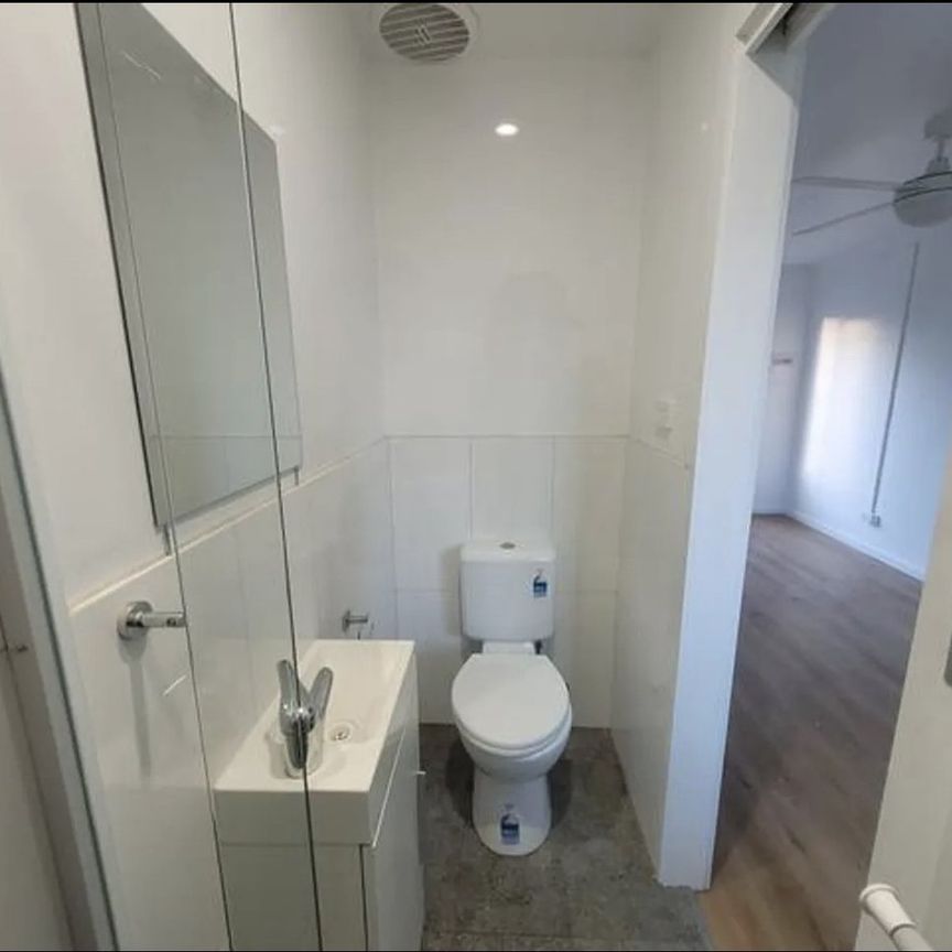 2B/9 Aherin Street, Morwell, VIC - Photo 1