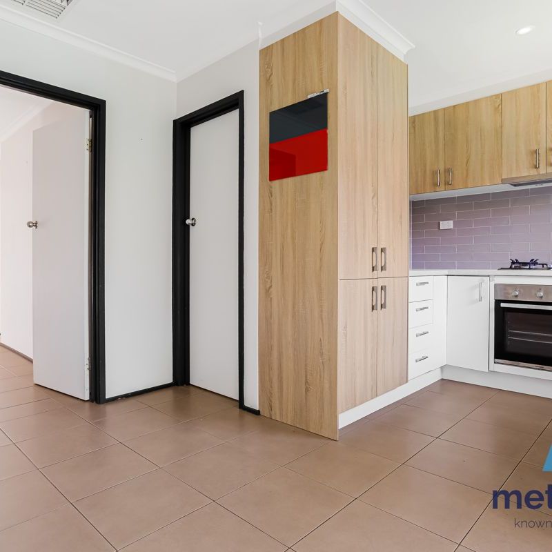 2/47 Austin Crescent, PASCOE VALE, VIC - Photo 1