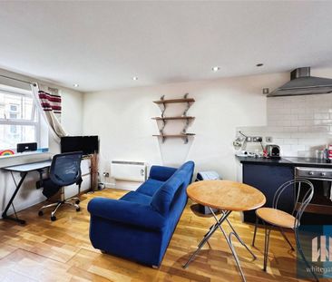 Clare Court, Prescott Street, Halifax, HX1 - Photo 5
