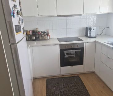 South Perth - Photo 5