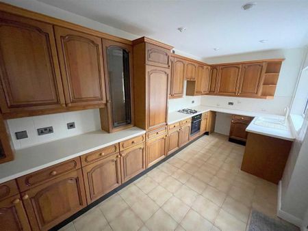 3 bedroom detached house to rent - Photo 5