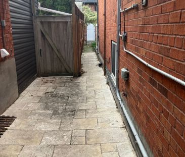 For Lease - 916 Manning Avenue Unit# Bsmt-R, Toronto, Ontario - Photo 6