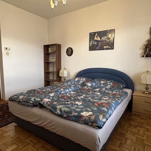 Vollmöblierte 2-Zimmer-Wohnung mit großzügigem 14 m² Westbalkon, Parkplatz & Top-Lage in Geidorf - Photo 1