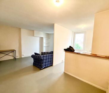 Location Appartement 2 pièces 38m² BOURG LES VALENCE 26500 - Photo 3