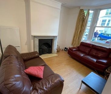 5 Bed Terraced House, Clyde Road, BN1 - Photo 4