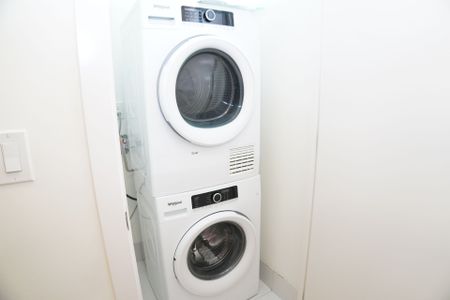 For Lease - 7 Steckley House Lane Unit# 612, Richmond Hill, Ontario - Photo 5