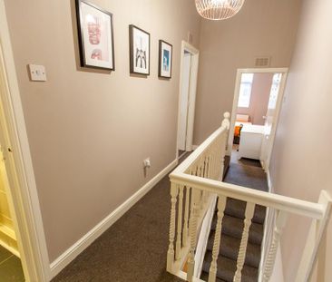 4 bedroom terraced house to rent - Photo 3