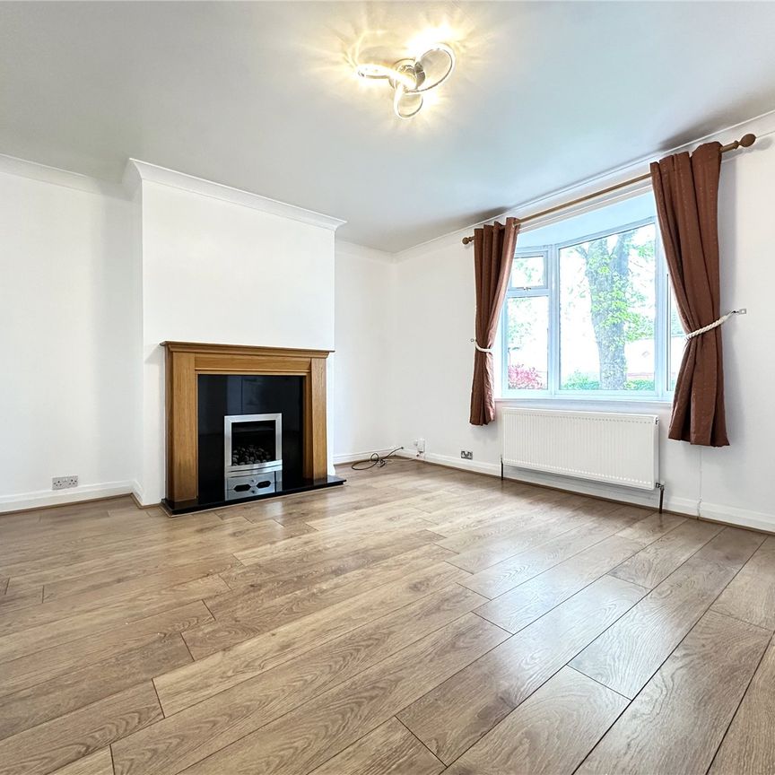 3, Broadgate Crescent, Horsforth, Leeds, LS18 4HG - Photo 1