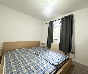 2 bedroom apartment to rent - Photo 6