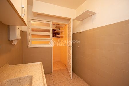 Kitnet com 1 quarto e 30m² para alugar em Petrópolis, Porto Alegre. - Foto 4