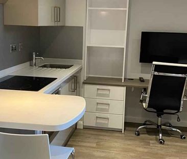 Premier Studio - Photo 6