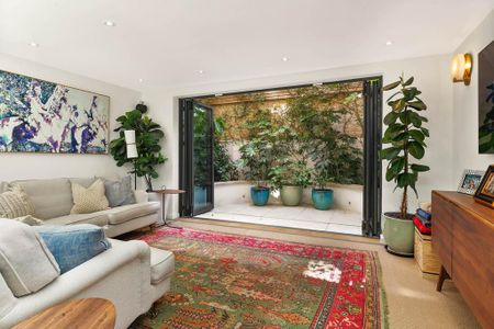 5 bedroom terraced house to rent - Photo 2