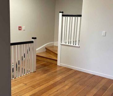 Jackson Street Apartment - Photo 2