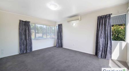 Charming 3-Bedroom Home in Henderson – 30 Kona Crescent - Photo 4