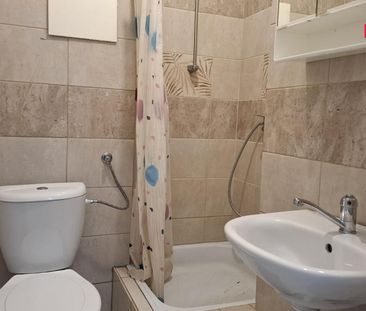 Pronájem bytu 2+kk 40 m² - Fotografie 3
