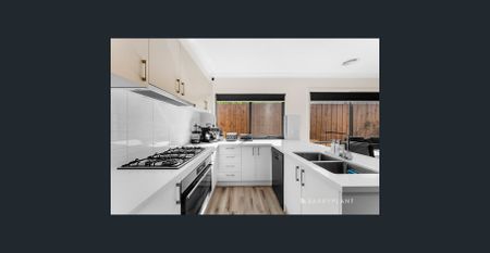 Modern & Stylish Living in a Quiet & Convenient Location - Photo 5