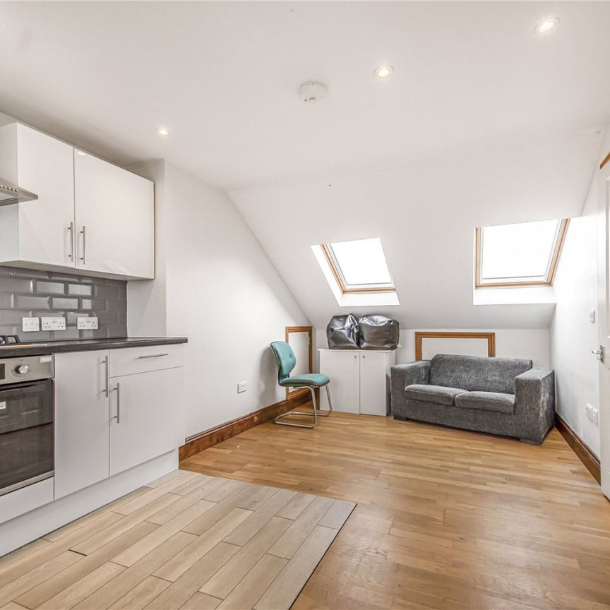 Montana Road, London, SW17 - Photo 1