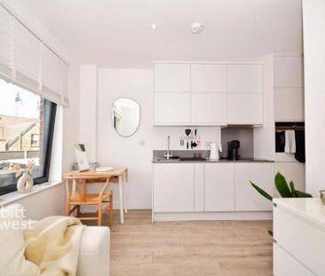 Studio to rent - Photo 3