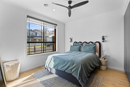 Contemporary Comfort & Lifestyle at 11 Muntz Avenue - Photo 4