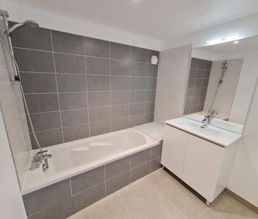 Location Appartement 2 pièces 43m² ST PRIEST 69800 - Photo 1