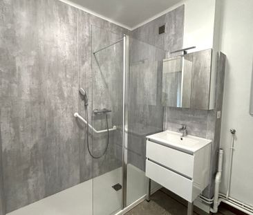Location Appartement 3 pièces 68m² - Photo 6