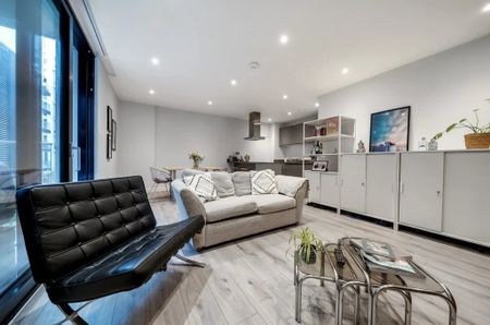 1 Bed Flat, The Courtyard, BN2 - Photo 2