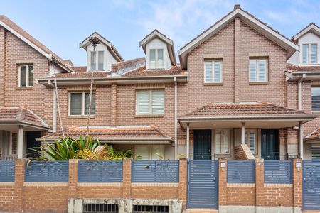 3/54-60 Albany Street, Crows Nest NSW 2065 - Townhouse For Rent | Domain - Photo 4