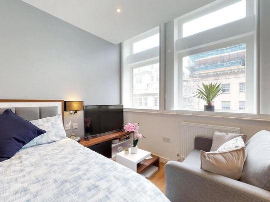 Studio to rent - Photo 1