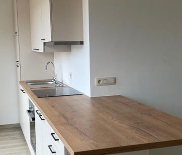 Dakappartement te huur in Tongeren voor € 800 met 2 slaapkamers - Photo 2