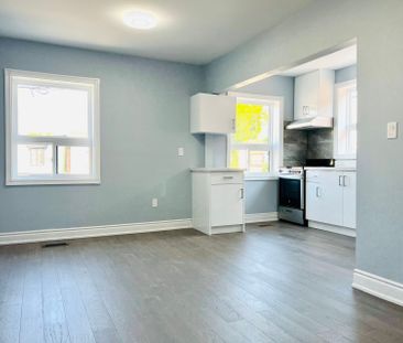 For Lease - 1342 Weston Road Unit# Upper, Toronto, Ontario - Photo 2