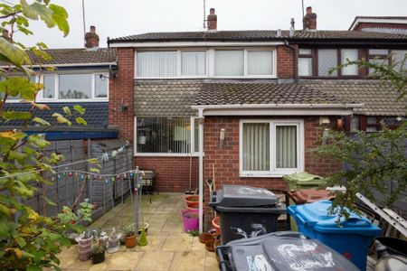 3 bedroom terraced house to rent - Photo 5