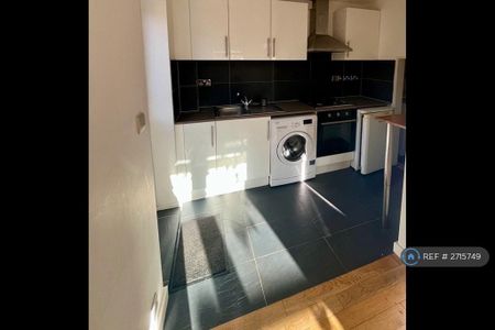 1 bedroom terraced house to rent - Photo 2