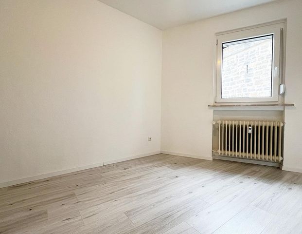 Zur Miete: Forchheim Innenstadt - Neu renovierte 3-Zimmer-Wohnung im 2. OG mit neuer Küchenzeile und Stellplatz - Foto 1