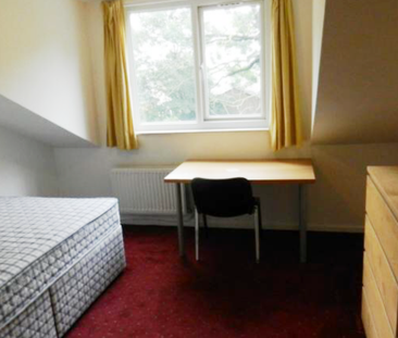 6 bedroom terraced house to rent - Photo 1 | Rentumo