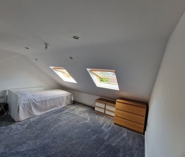 Room in a Shared House, Prestbury Road, E7 - Photo 3