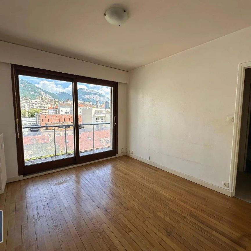 Appartement à louer 1 pièce 40m² - Photo 1
